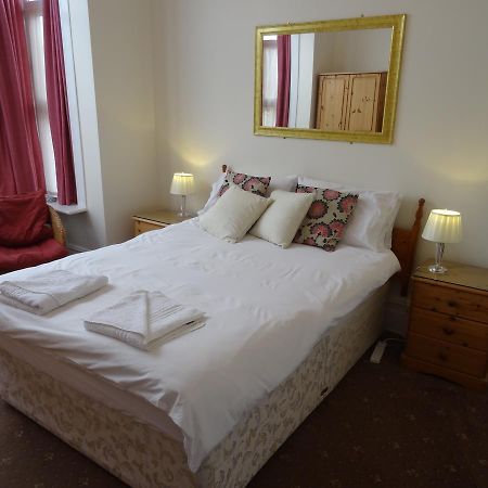 Bed and Breakfast Ashbourne House Burnham-on-Sea Екстер'єр фото