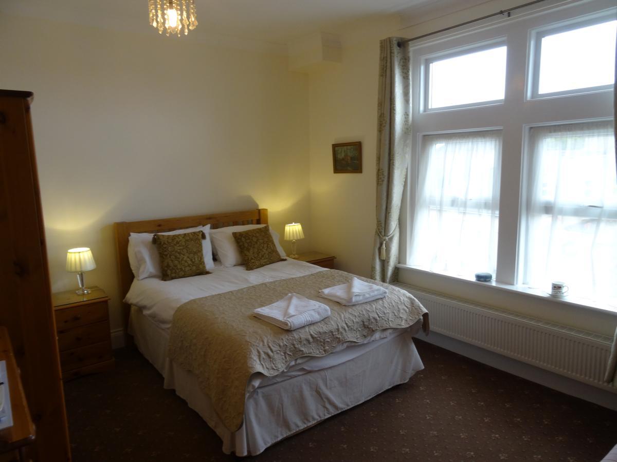 Bed and Breakfast Ashbourne House Burnham-on-Sea Екстер'єр фото